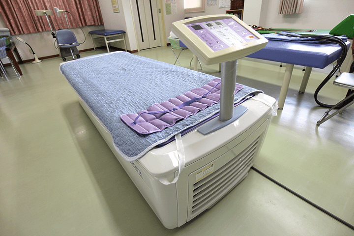 ウォーターマッサージベッド